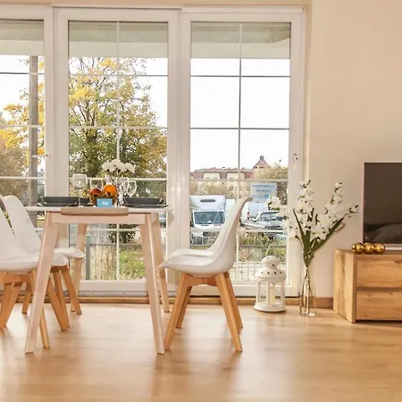 Apartament Przy Plaży - Bitwy Pod Płowcami 38 Apartament *